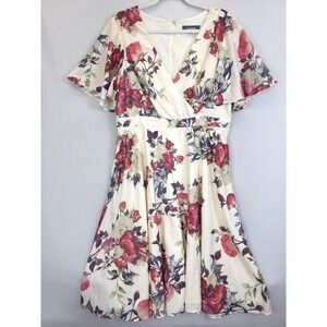 ModCloth Dress Womens XL Ivory Red Floral Flutter Sleeve Fit Flare V Neck Zip